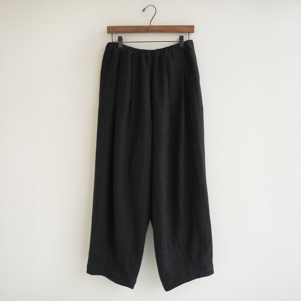 《NEW》リネンウールタックパンツ チャコール ｜Sympa/サンパ